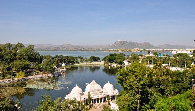 Lake Pichola in Udaipur, India