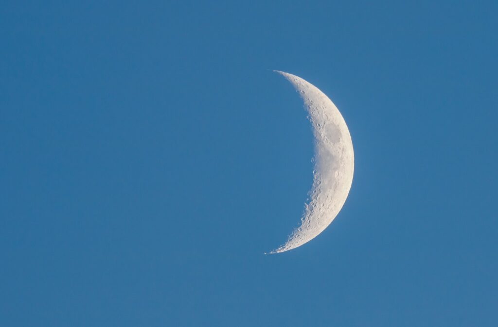 Waxing crescent moon phase