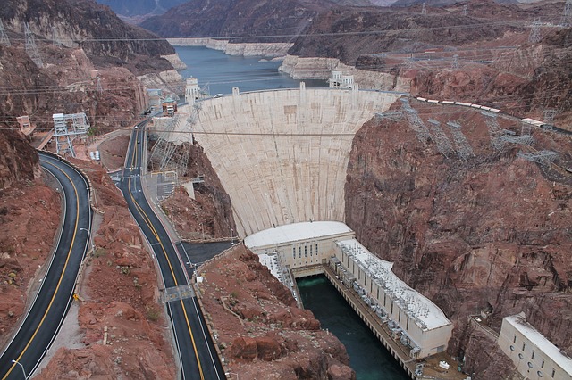 A picture of Hoover dam