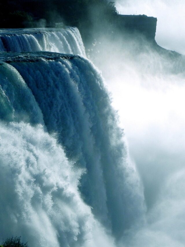 Niagara Falls portrait
