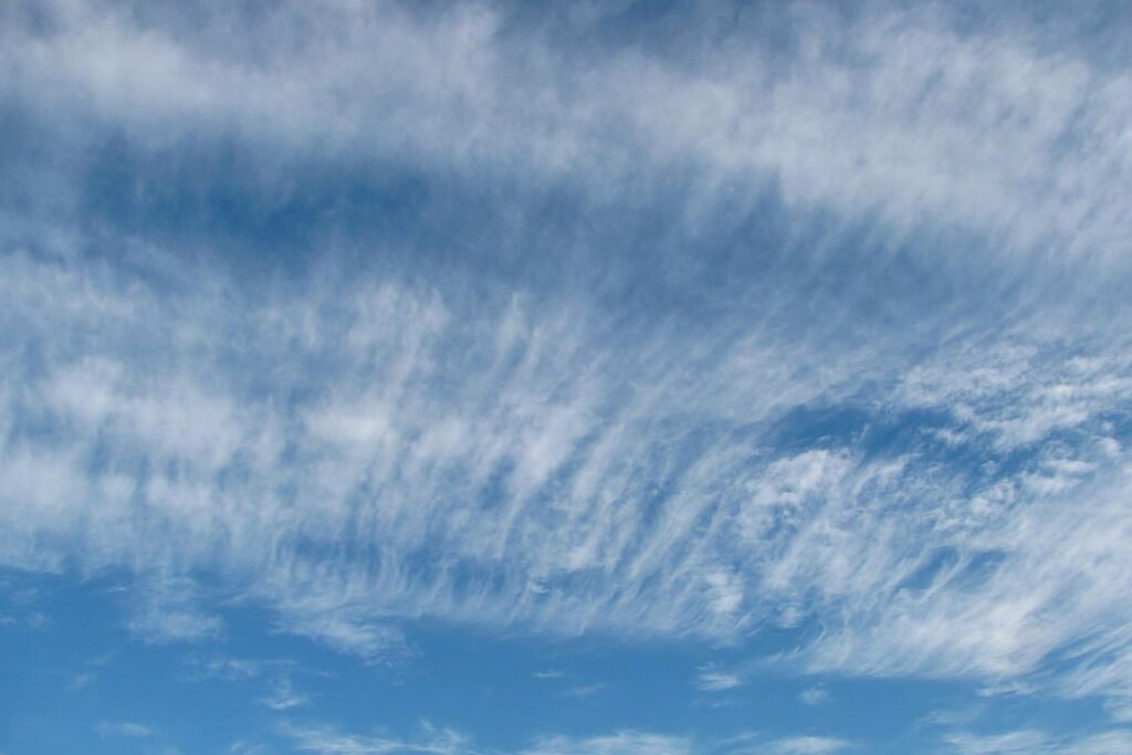 Cirrostratus clouds